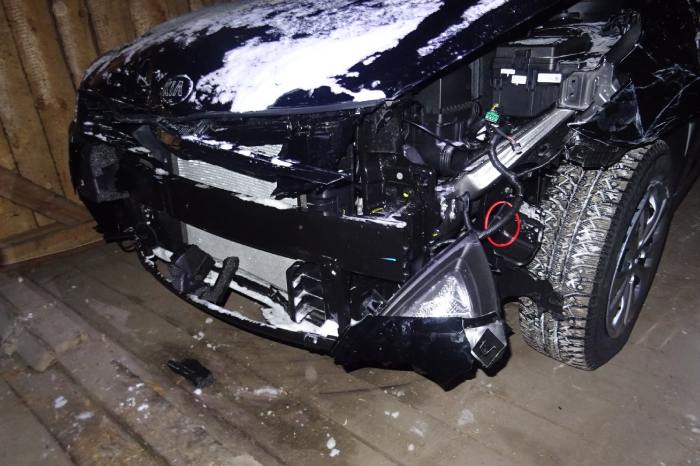 В Шенкурске задержали водителя, который врезался в магазин и скрылся с места ДТП